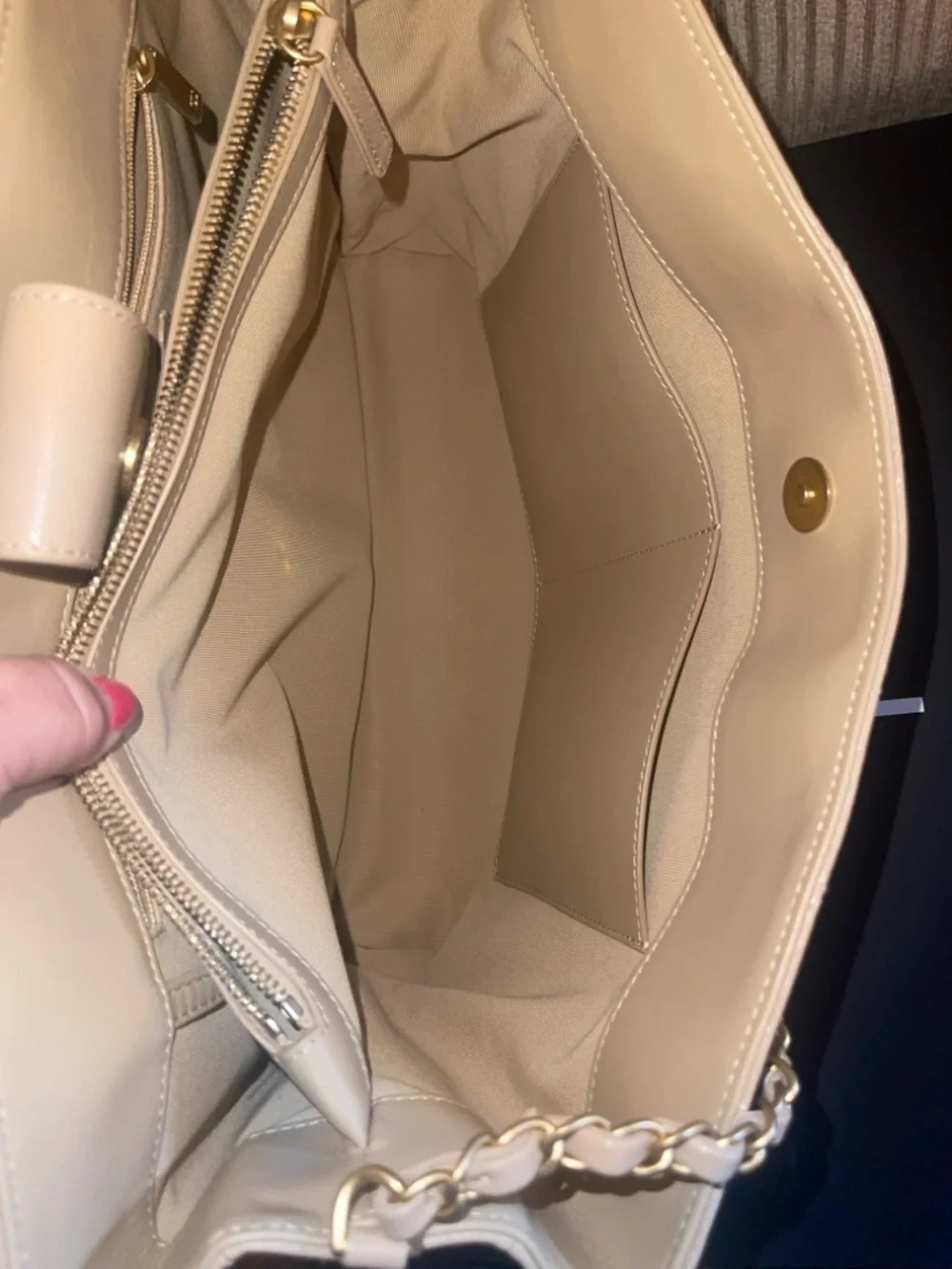 CHANEL elegant authentic